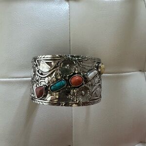 Elegant Silver Cuff Bracelet with Multicolor Stones